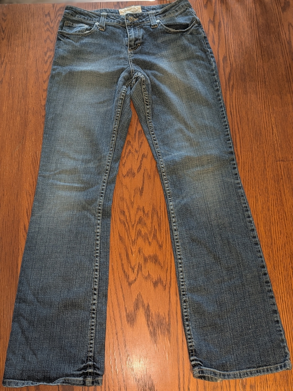 Maurices Women’s Wide Leg Jeans Size 3/4 Medium Wash Y2K Low Rise